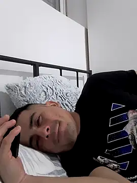 Andr3s69xxx online show from 02/10/26, 09:03