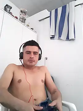 Andr3s69xxx online show from 04/26/26, 02:36