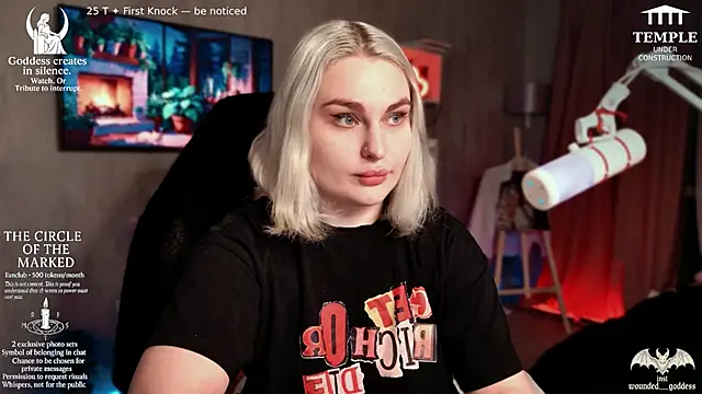 Wounded Goddess  online show from 11/13/25, 08:24