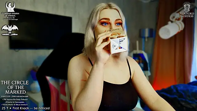 Wounded Goddess  online show from 02/10/26, 07:51