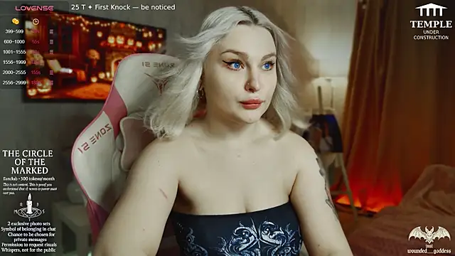 Wounded Goddess  online show from 11/08/25, 02:20