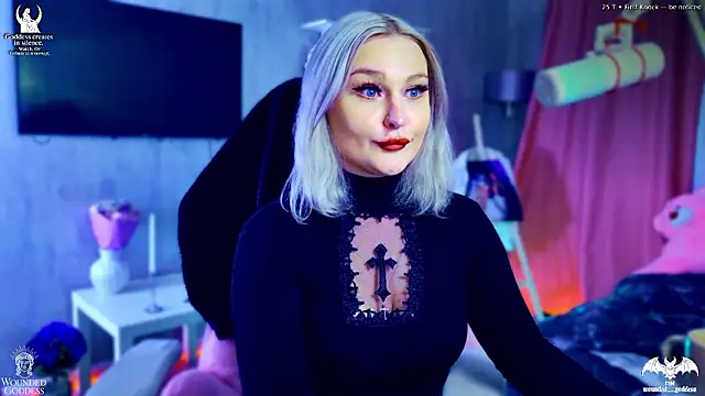 Wounded Goddess  online show from 02/03/26, 06:22