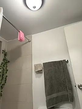 littyleesh1 online show from 03/19/26, 05:07