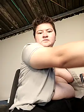 Noha Whiitee online show from 12/03/25, 01:06