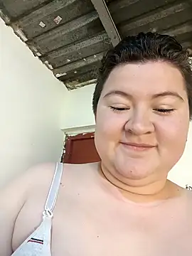 Noha Whiitee online show from 11/28/25, 02:45