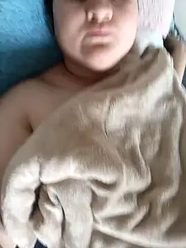 Noha Whiitee online show from 11/28/25, 03:34