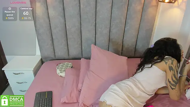 Katrina Burns online show from 01/08/26, 06:58