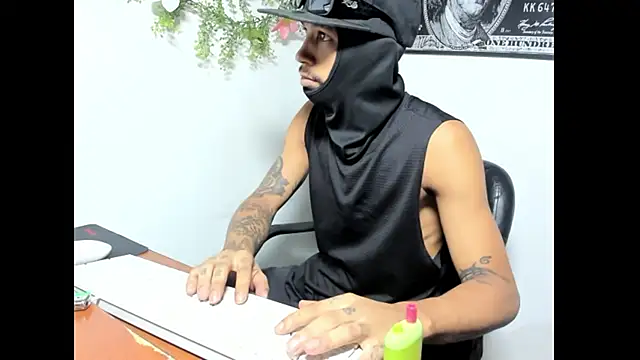 carl jhonson821 online show from 11/02/25, 10:42