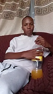 Sweeddickyyy2025 online show from 04/13/26, 10:30