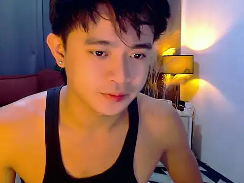 Snapshot of NautyBoyBrazeen_143 chatting on 06/30/26, 05:18 NautyBoyBrazeen 143 online show from 06/30/26, 05:18