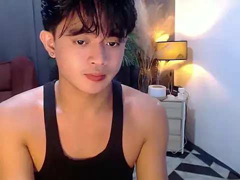 Snapshot of NautyBoyBrazeen_143 chatting on 06/18/26, 12:54 NautyBoyBrazeen 143 online show from 06/18/26, 12:54