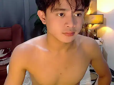 NautyBoyBrazeen 143 online show from 05/19/26, 08:43