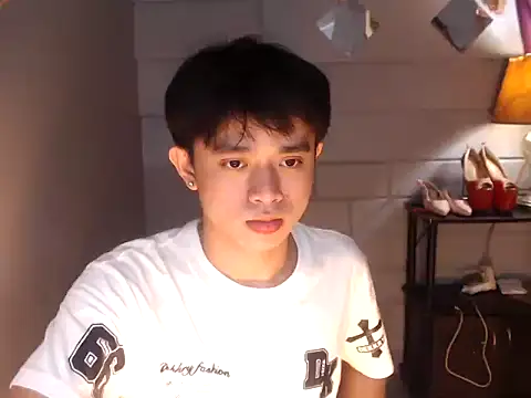 NautyBoyBrazeen 143 online show from 03/22/26, 12:50