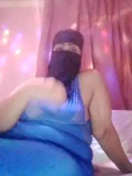 Snapshot of mano9990 chatting on 10/30/25, 05:10 mano9990 online show from 10/30/25, 05:10