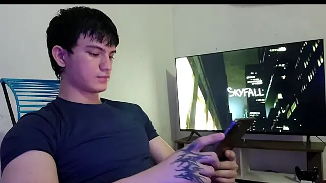 ErickWalton online show from 11/30/25, 05:19