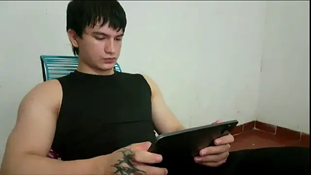 ErickWalton online show from 10/16/25, 05:05