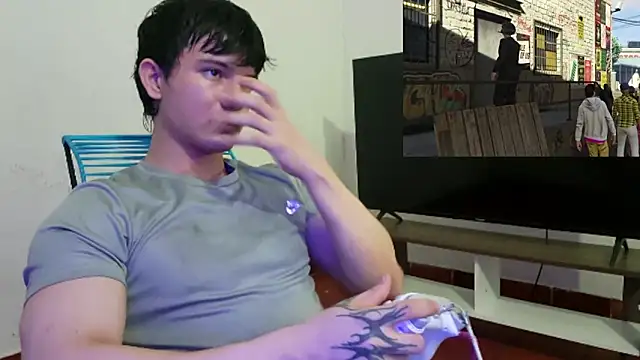 ErickWalton online show from 12/17/25, 05:23