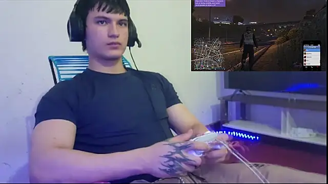 ErickWalton online show from 11/17/25, 03:21