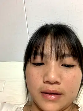 Emlyly-18 online show from 11/03/25, 02:31