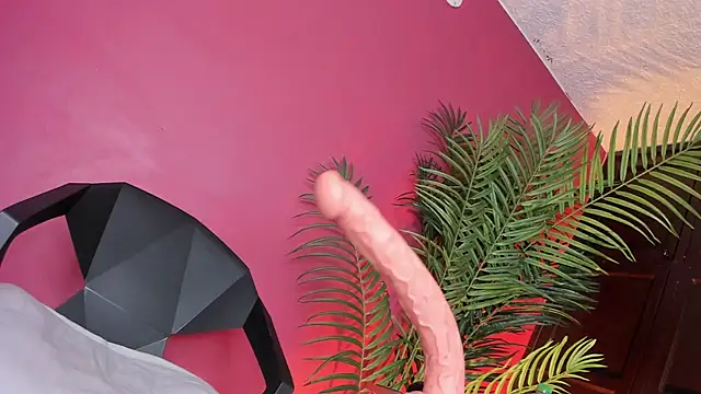 francesca suzett  online show from 07/31/26, 11:09
