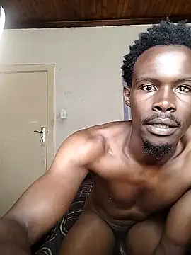 Snapshot of donchico0 chatting on 04/02/26, 12:34 donchico0 online show from 04/02/26, 12:34