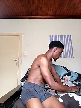 donchico0 online show from 11/04/25, 08:40