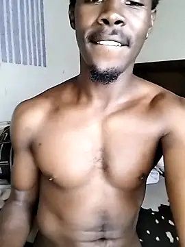 Snapshot of donchico0 chatting on 03/06/26, 10:32 donchico0 online show from 03/06/26, 10:32