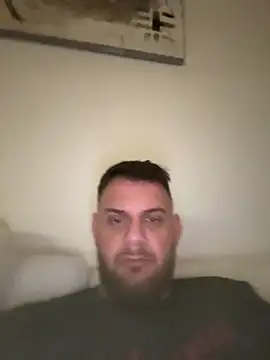 Snapshot of Fabiowe@xh chatting on 03/28/26, 12:22 Fabiowexh online show from 03/28/26, 12:22