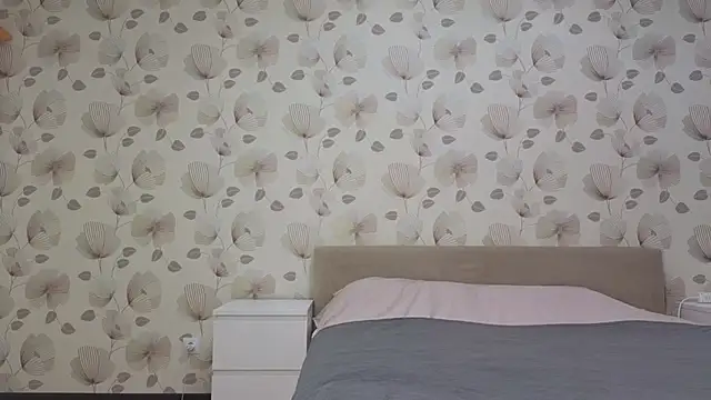 Annabel theMoon online show from 12/05/25, 04:11