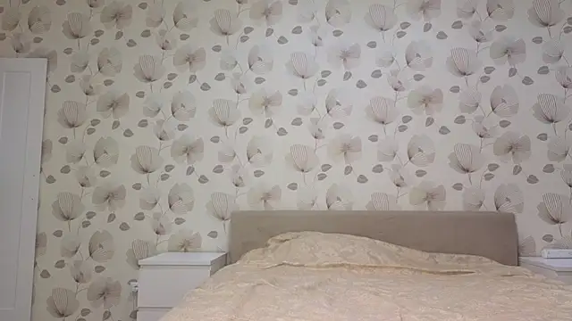 Annabel theMoon online show from 10/27/25, 02:56