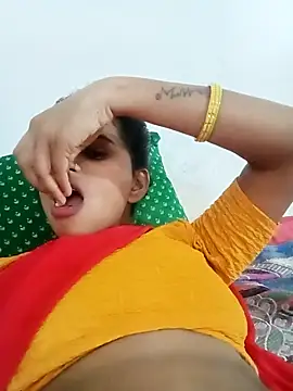 Snapshot of Km_shilpa chatting on 09/13/25, 07:08 Km shilpa online show from 09/13/25, 07:08