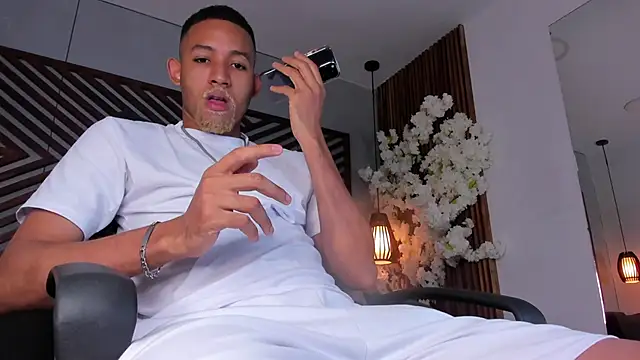 B Wild online show from 12/05/25, 03:16