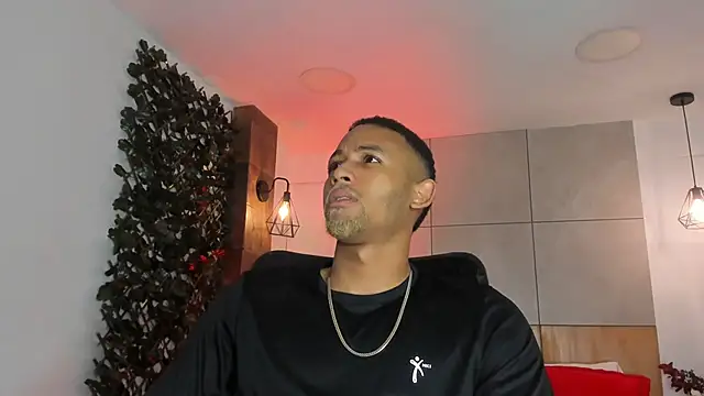 Snapshot of B_Wild chatting on 02/19/26, 03:58 B Wild online show from 02/19/26, 03:58