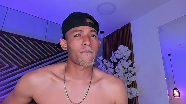 Snapshot of B_Wild chatting on 01/15/26, 03:54 B Wild online show from 01/15/26, 03:54