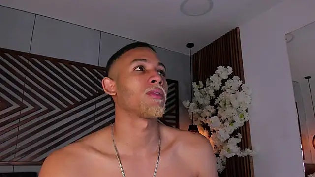 B Wild online show from 11/29/25, 04:23