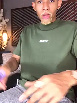 B Wild online show from 10/16/25, 04:10