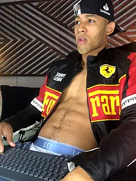 B Wild online show from 10/23/25, 04:11