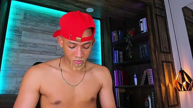 Snapshot of B_Wild chatting on 02/21/26, 03:08 B Wild online show from 02/21/26, 03:08