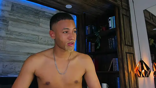 Snapshot of B_Wild chatting on 02/28/26, 03:39 B Wild online show from 02/28/26, 03:39