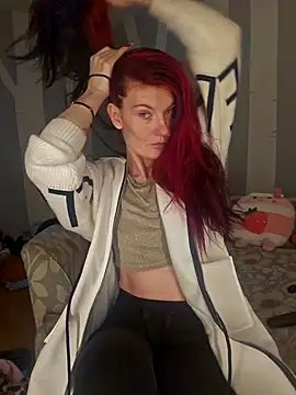 Snapshot of Blossom94 chatting on 03/16/26, 09:17 Blossom94 online show from 03/16/26, 09:17