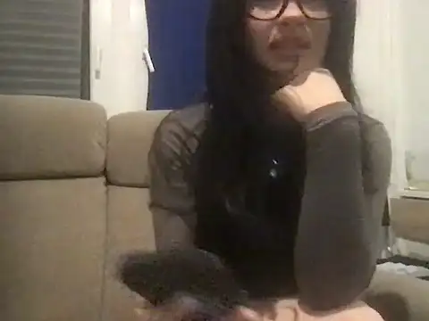 Meliraya online show from 11/12/25, 09:51