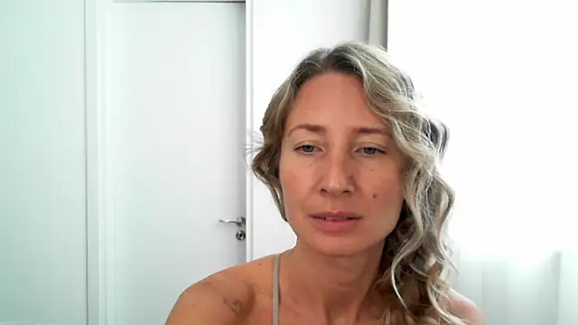 Paevoa online show from 11/26/25, 09:53