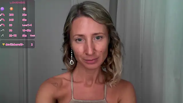 Paevoa online show from 11/11/25, 03:18