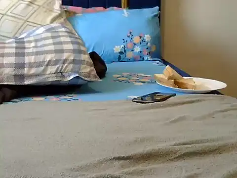 Playroom queen online show from 09/28/25, 09:38