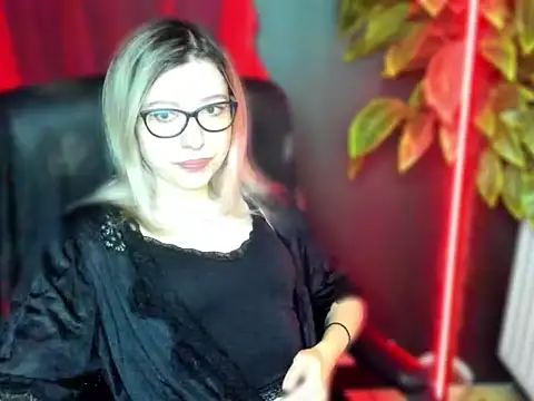 loveHeidi online show from 03/03/26, 05:36