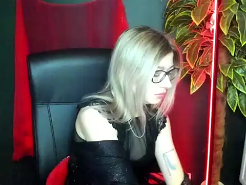 loveHeidi online show from 03/12/26, 05:24