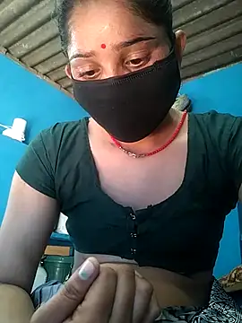 Snapshot of Hot_cupal chatting on 11/12/25, 06:39 Hot cupal online show from 11/12/25, 06:39