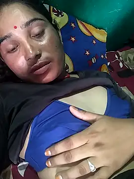 Snapshot of Hot_cupal chatting on 09/18/25, 07:22 Hot cupal online show from 09/18/25, 07:22