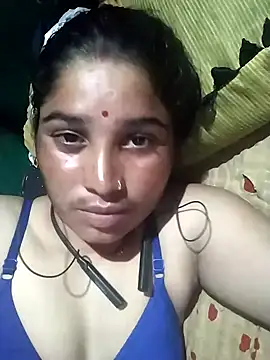 Snapshot of Hot_cupal chatting on 09/15/25, 05:35 Hot cupal online show from 09/15/25, 05:35