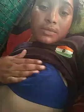 Snapshot of Hot_cupal chatting on 09/16/25, 06:03 Hot cupal online show from 09/16/25, 06:03